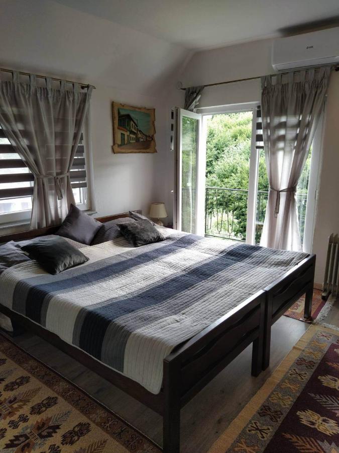 Guest House Bee Visoko Luaran gambar