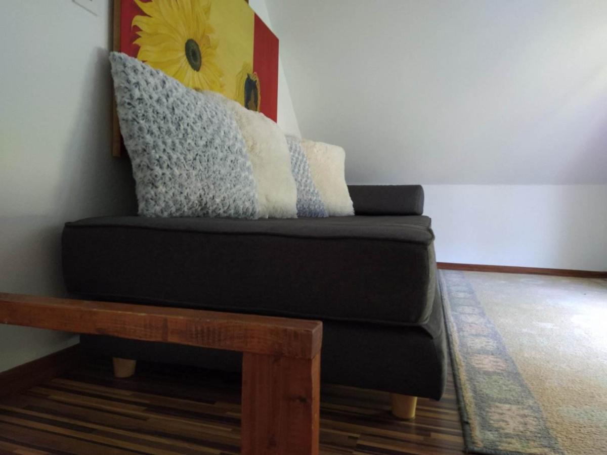 Guest House Bee Visoko Luaran gambar